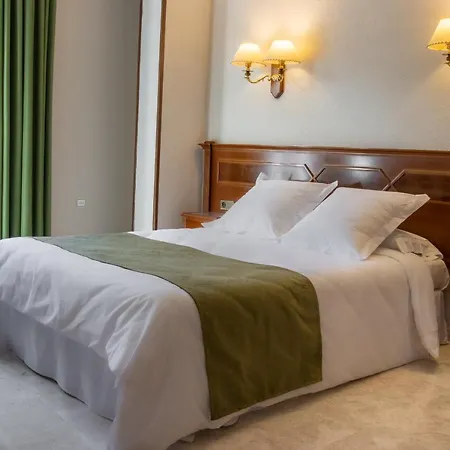 Reina Cristina 3* Granada