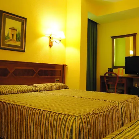 Reina Cristina Hotel