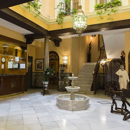 Reina Cristina 3* Granada